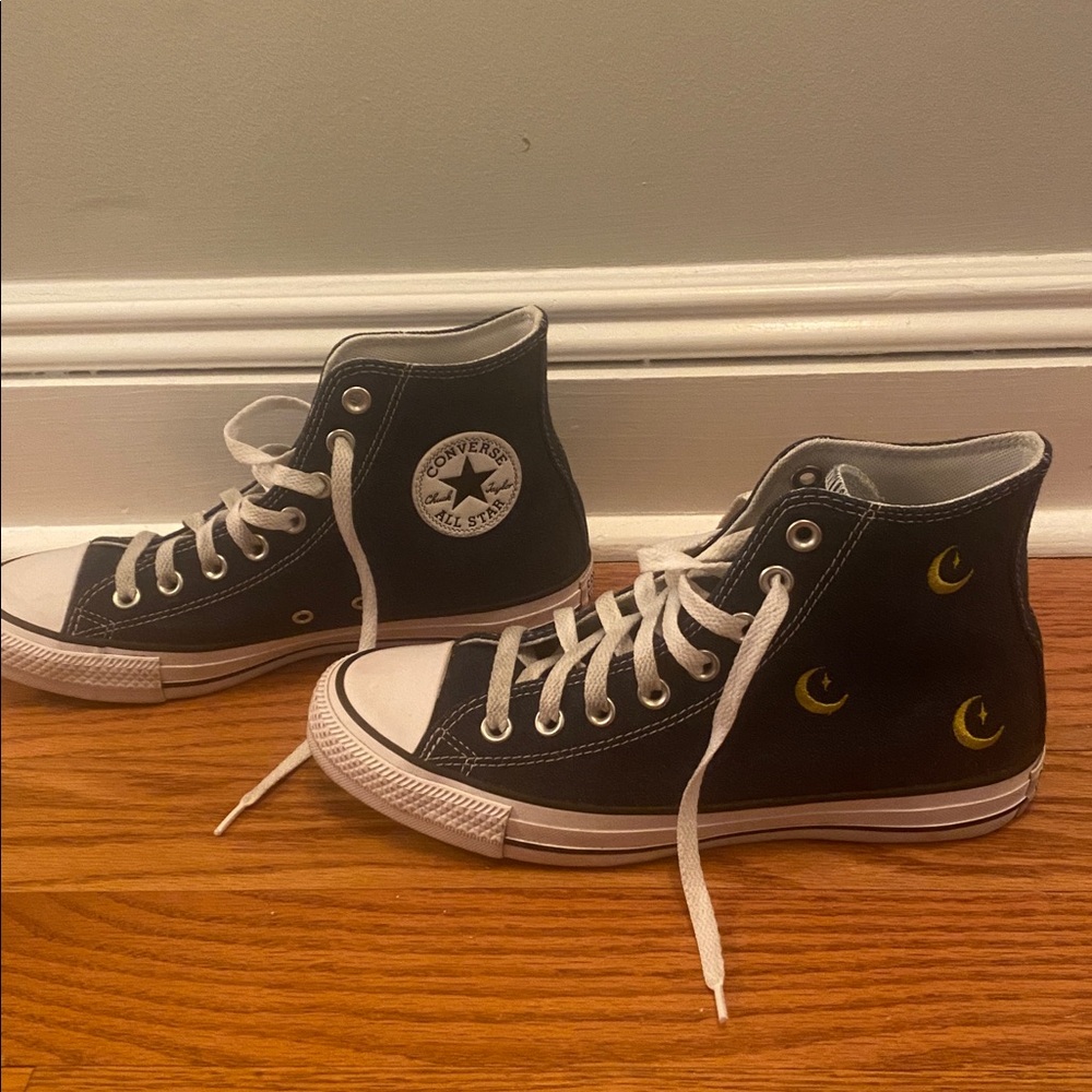 Converse by You - Picture 2 of 7